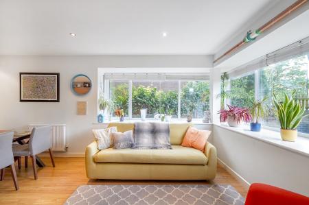 1 bedroom Flat to let in Dacres Road, Forest Hill, London, SE23