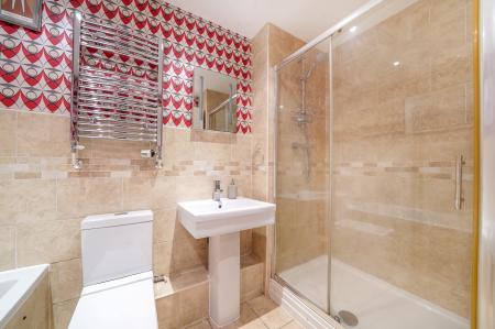 1 bedroom Flat to let in Dacres Road, Forest Hill, London, SE23
