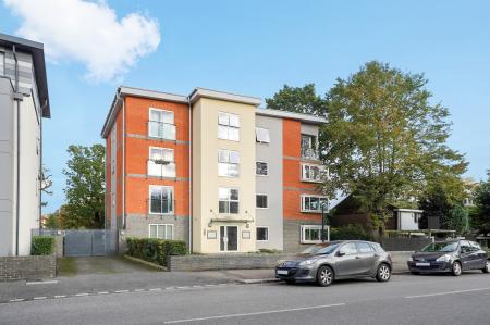 1 bedroom Flat to let in Dacres Road, Forest Hill, London, SE23