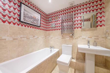 1 bedroom Flat to let in Dacres Road, Forest Hill, London, SE23