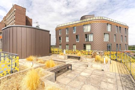 2 bedroom Flat for sale in Station Road, Sidcup, London, DA15