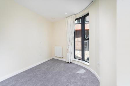2 bedroom Flat for sale in Station Road, Sidcup, London, DA15