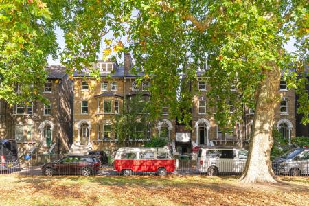 1 bedroom Studio flat to let in East Dulwich Road, East Dulwich, London, SE22