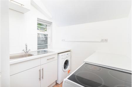 1 bedroom Studio flat to let in East Dulwich Road, East Dulwich, London, SE22