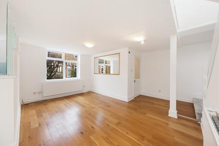 2 bedroom Terraced House to let in Dulwich Lawn Close, East Dulwich, London, SE22