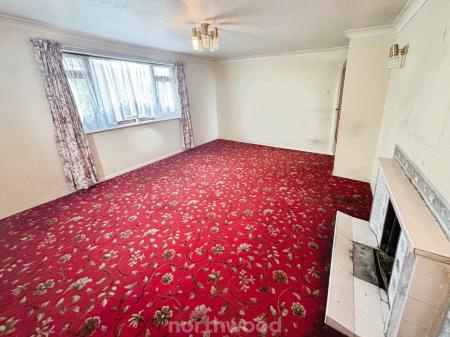 2 bedroom Bungalow for sale in Lings Lane, Hatfield, Doncaster, DN7