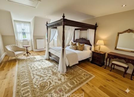 6 bedroom Detached house for sale in Main Street, Hatfield Woodhouse, Doncaster, DN7