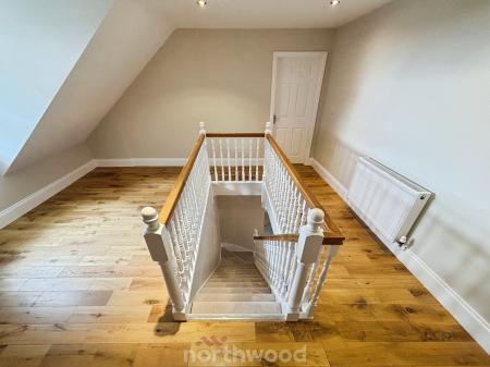 6 bedroom Detached house for sale in Main Street, Hatfield Woodhouse, Doncaster, DN7