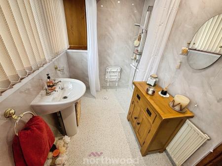 3 bedroom Semi-detached house for sale in Millard Avenue, Hatfield, Doncaster, DN7