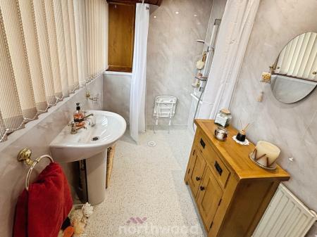 3 bedroom Semi-detached house for sale in Millard Avenue, Hatfield, Doncaster, DN7