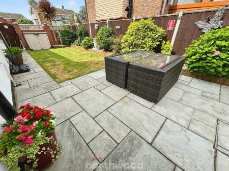 3 bedroom Detached house for sale in Millard Avenue, Hatfield, Doncaster, DN7