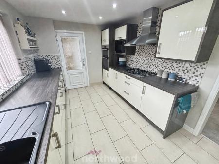 3 bedroom Detached house for sale in Millard Avenue, Hatfield, Doncaster, DN7