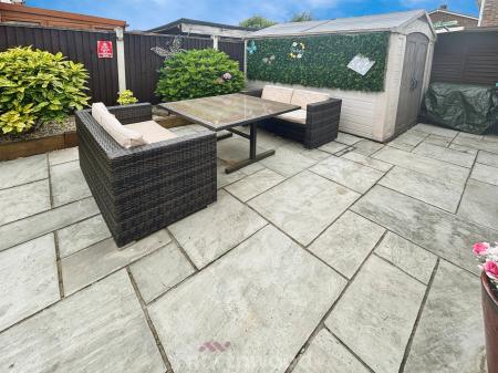 3 bedroom Detached house for sale in Millard Avenue, Hatfield, Doncaster, DN7