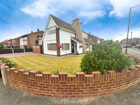 3 bedroom Detached house for sale in Millard Avenue, Hatfield, Doncaster, DN7