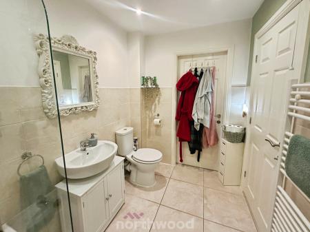 2 bedroom Maisonette for sale in Paddock Way, Hatfield, Doncaster, DN7