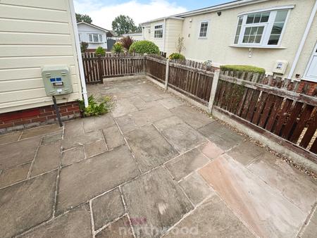 1 bedroom Park home for sale in Redhouse Park, Hatfield Woodhouse, Doncaster, DN7