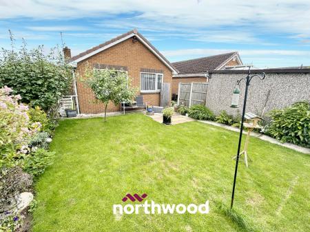 2 bedroom Bungalow for sale in Homestead Garth, Hatfield, Doncaster, DN7