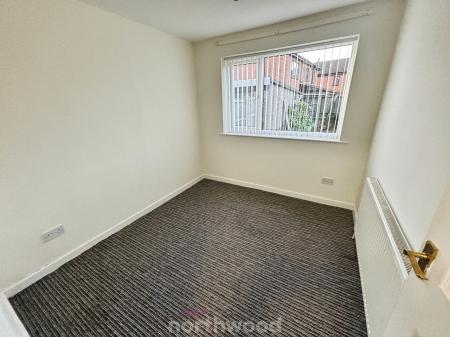 2 bedroom Bungalow for sale in Homestead Garth, Hatfield, Doncaster, DN7