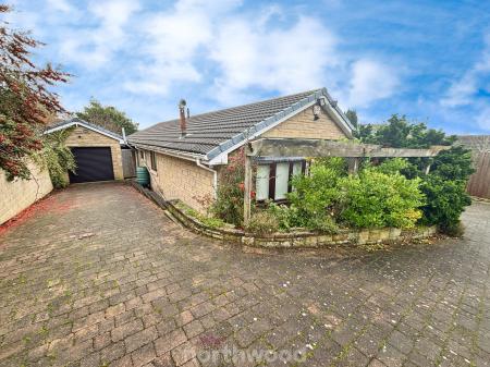 3 bedroom Bungalow for sale in St Georges Avenue, Dunsville, Doncaster, DN7