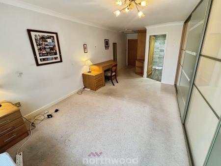 3 bedroom Bungalow for sale in St Georges Avenue, Dunsville, Doncaster, DN7