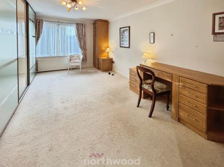 3 bedroom Bungalow for sale in St Georges Avenue, Dunsville, Doncaster, DN7