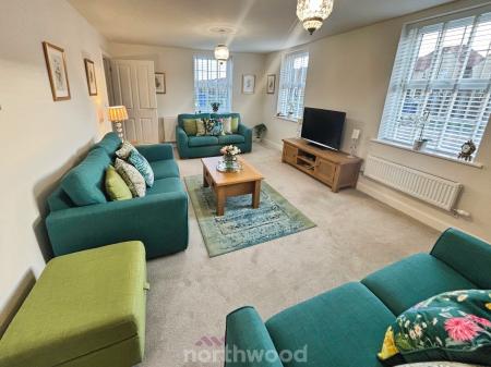 4 bedroom Detached house for sale in Fallow Road, Hatfield, Doncaster, DN7