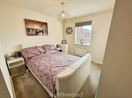 3 bedroom Semi-detached house for sale in Saxon Avenue Hatfield, Hatfield, Doncaster, DN7