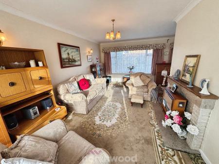 3 bedroom Detached house for sale in Parkways, Hatfield, Doncaster, DN7