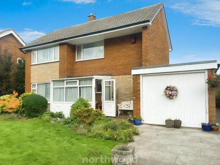 3 bedroom Detached house for sale in Parkways, Hatfield, Doncaster, DN7