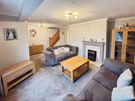 3 bedroom Semi-detached house for sale in Oldfield Crescent, Stainforth, Doncaster, DN7