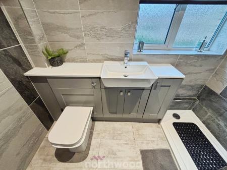 3 bedroom Semi-detached house for sale in Oldfield Crescent, Stainforth, Doncaster, DN7