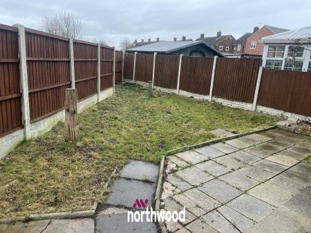 3 bedroom Semi-detached house for sale in Beech Crescent, Stainforth, Doncaster, DN7