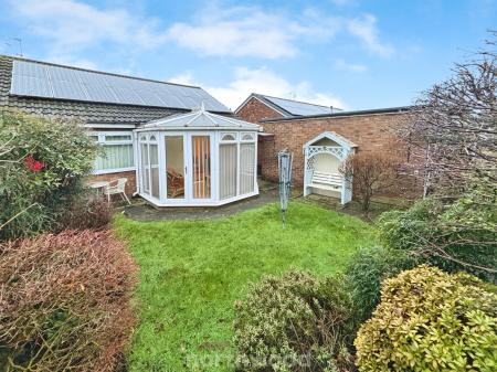 2 bedroom Bungalow for sale in Abbey Way, Dunscroft, Doncaster, DN7