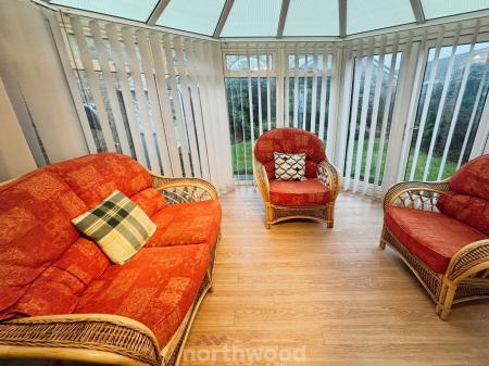 2 bedroom Bungalow for sale in Abbey Way, Dunscroft, Doncaster, DN7