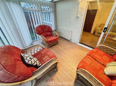 2 bedroom Bungalow for sale in Abbey Way, Dunscroft, Doncaster, DN7