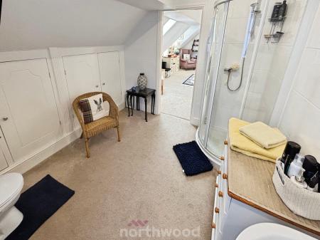 4 bedroom Bungalow for sale in Braithwaite Lane, Braithwaite, Doncaster, DN7