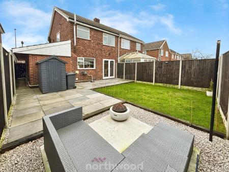 3 bedroom Semi-detached house for sale in Abbey Way, Dunscroft, Doncaster, DN7