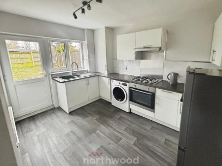 3 bedroom Semi-detached house for sale in Norwood Road, Dunscroft, Doncaster, DN7