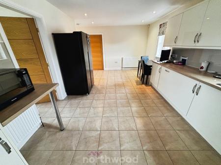 3 bedroom Bungalow for sale in Mosscroft Lane, Hatfield Woodhouse, Doncaster, DN7