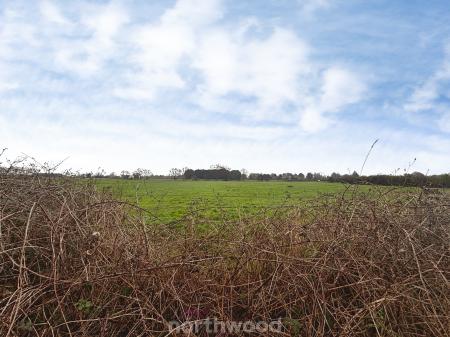 3 bedroom Bungalow for sale in Mosscroft Lane, Hatfield Woodhouse, Doncaster, DN7