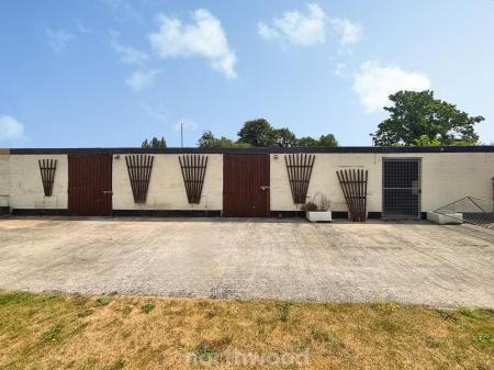 3 bedroom Bungalow for sale in Mosscroft Lane, Hatfield Woodhouse, Doncaster, DN7