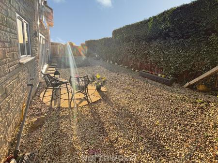 6 bedroom Detached house for sale in St Georges Avenue, Dunsville, Doncaster, DN7