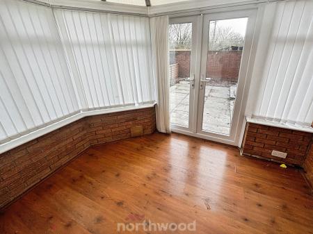 4 bedroom Detached house to let in Ecton Court, Kirk Sandall, Doncaster, DN3