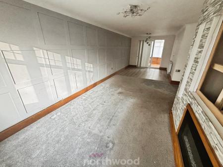 4 bedroom Detached house to let in Ecton Court, Kirk Sandall, Doncaster, DN3