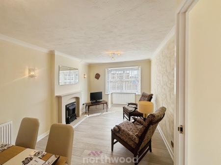 2 bedroom Bungalow for sale in Homestead Garth, Hatfield, Doncaster, DN7