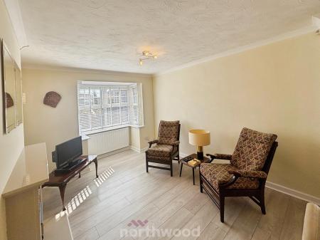 2 bedroom Bungalow for sale in Homestead Garth, Hatfield, Doncaster, DN7