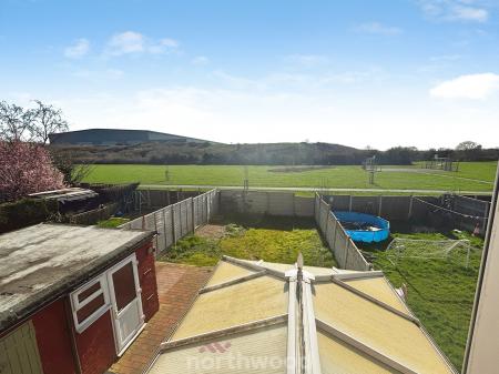 3 bedroom Terraced House to let in Coronation Road, Stainforth, Doncaster, DN7