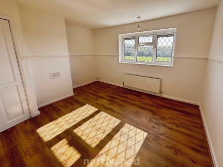 3 bedroom Terraced House to let in Coronation Road, Stainforth, Doncaster, DN7