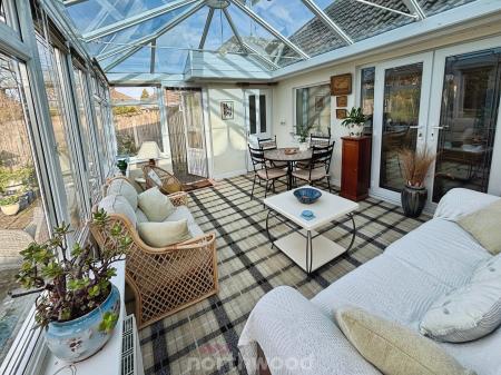 2 bedroom Bungalow for sale in Oakland Avenue, Hatfield, Doncaster, DN7