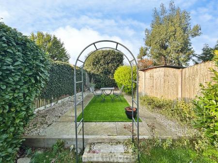 2 bedroom Bungalow for sale in Oakland Avenue, Hatfield, Doncaster, DN7
